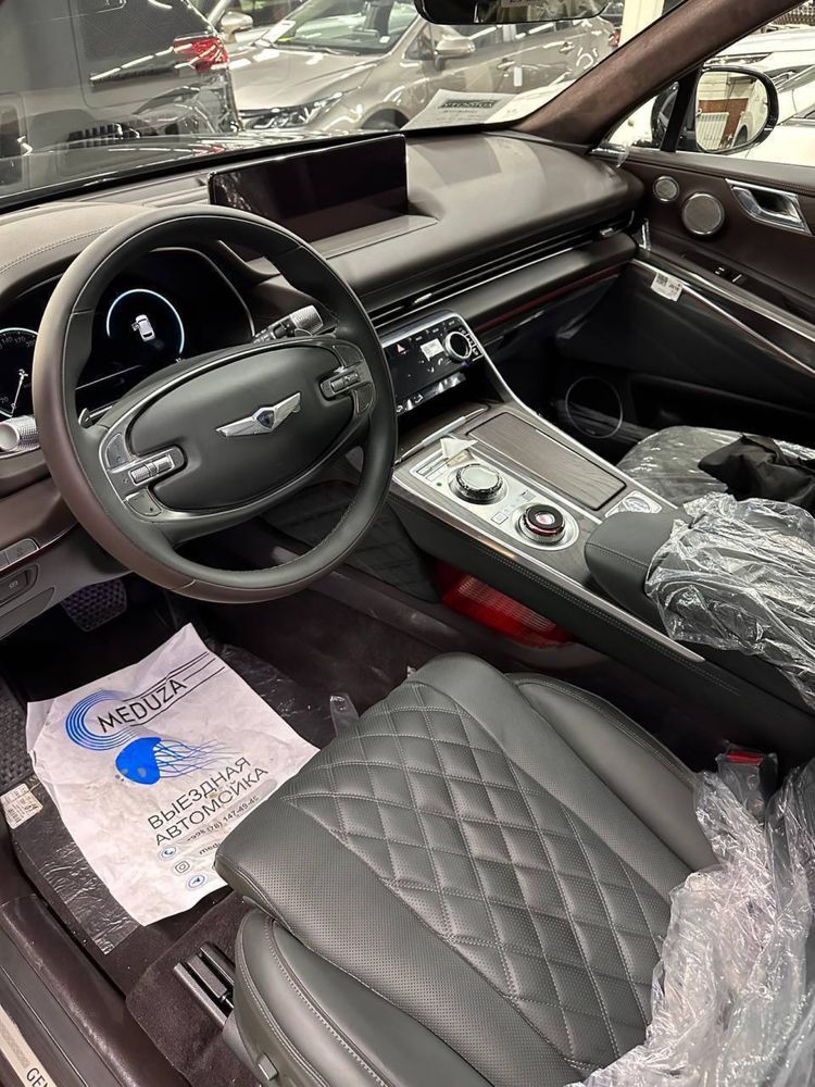 Genesis GV  80 full