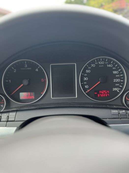 Audi a4b7 140cp 2005