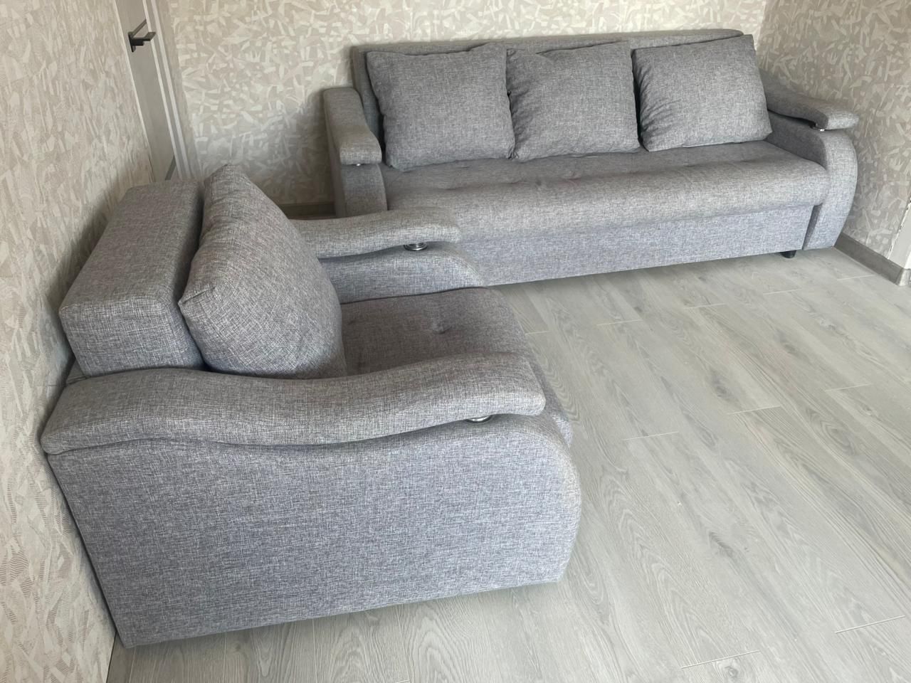 Продам диван  с креслом
