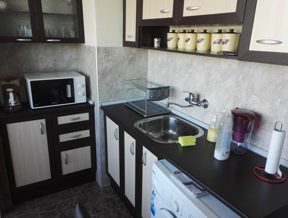 Двустаен апартамент в Младост 1 под наем