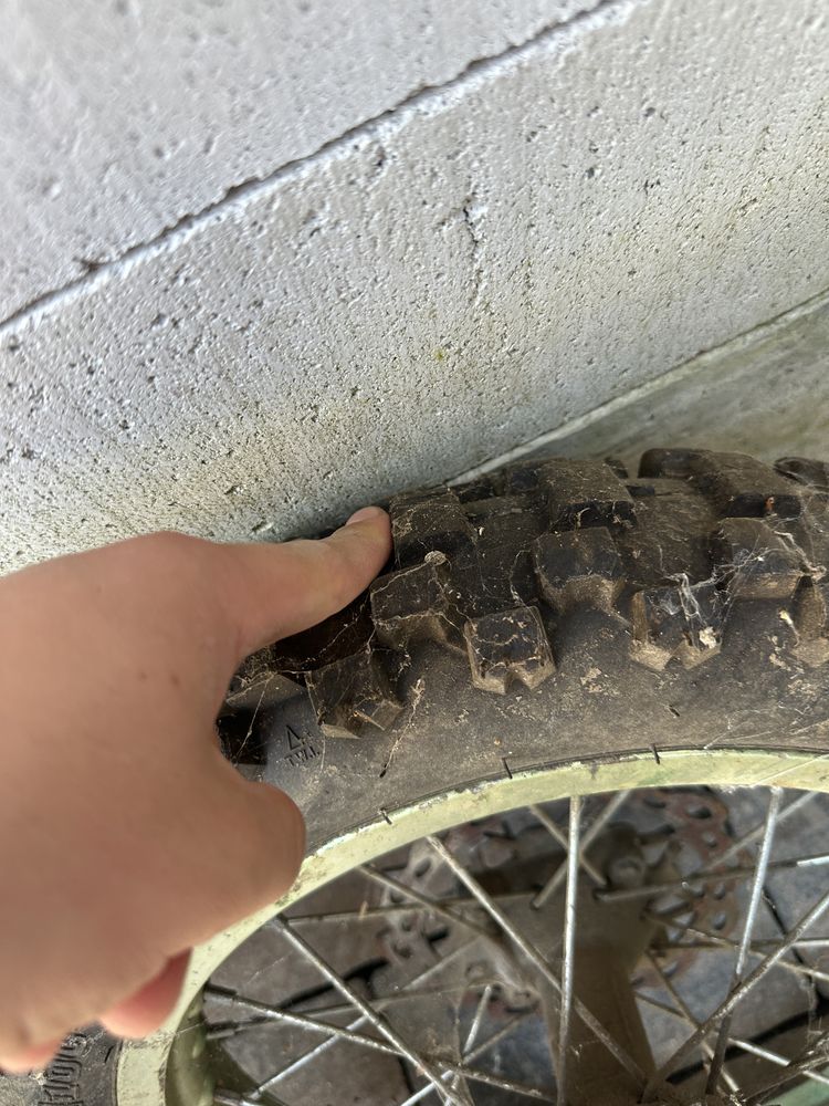 Cauciucuri jante disc pinion cross 125 spate 14 fata 17 in stare buna