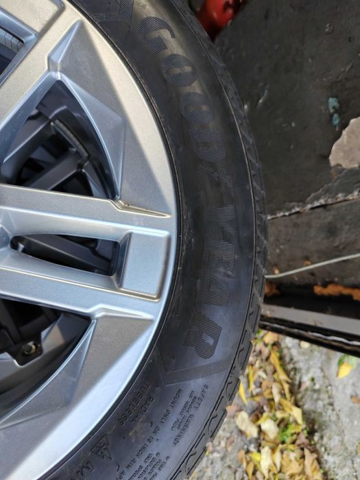 Джанти със зимни гуми BMW U06 5x112, 205/65 R16 Goodyear ULTRAGRIP