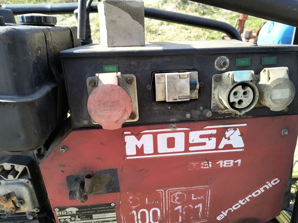 Vând generator MOSA