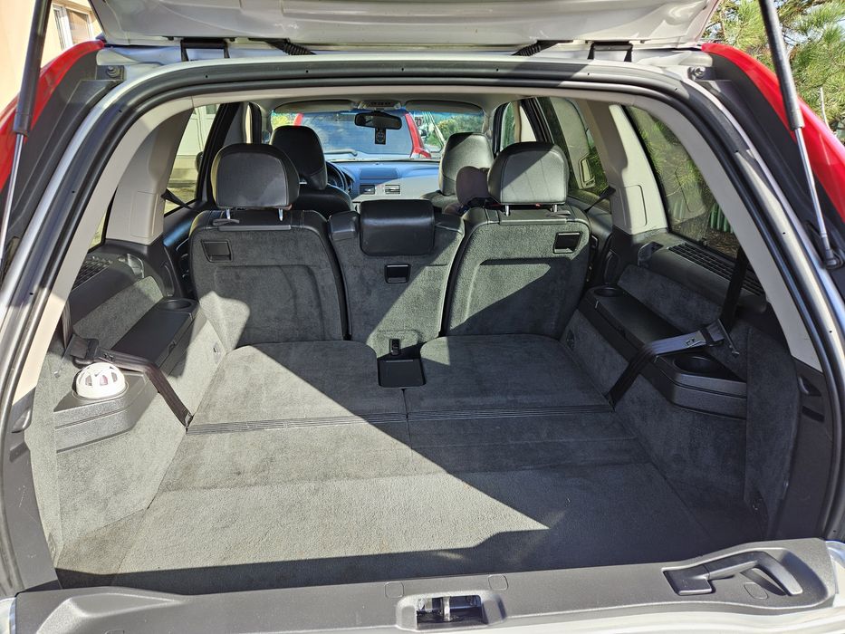 Volvo XC90 D5 AWD 185 CP 7 locuri  - manual