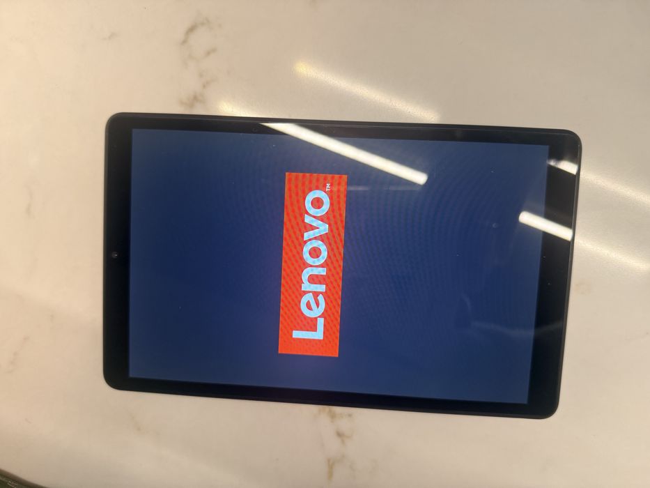 TCL 50 5G           нов