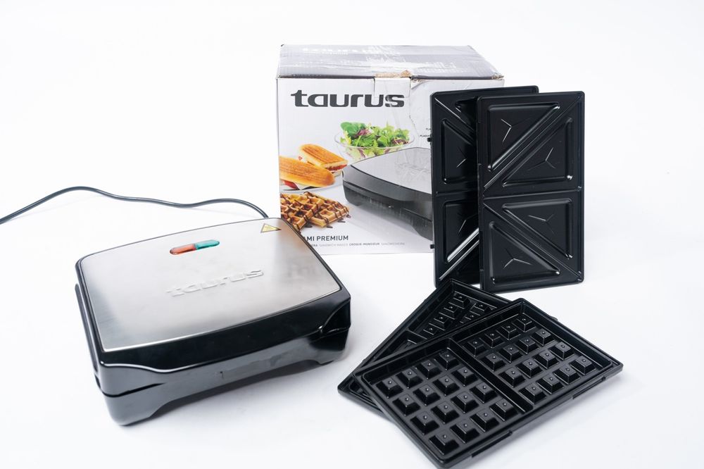 Чисто нов сандвич тостер TAURUS MIAMI 900w с сменящи плочи