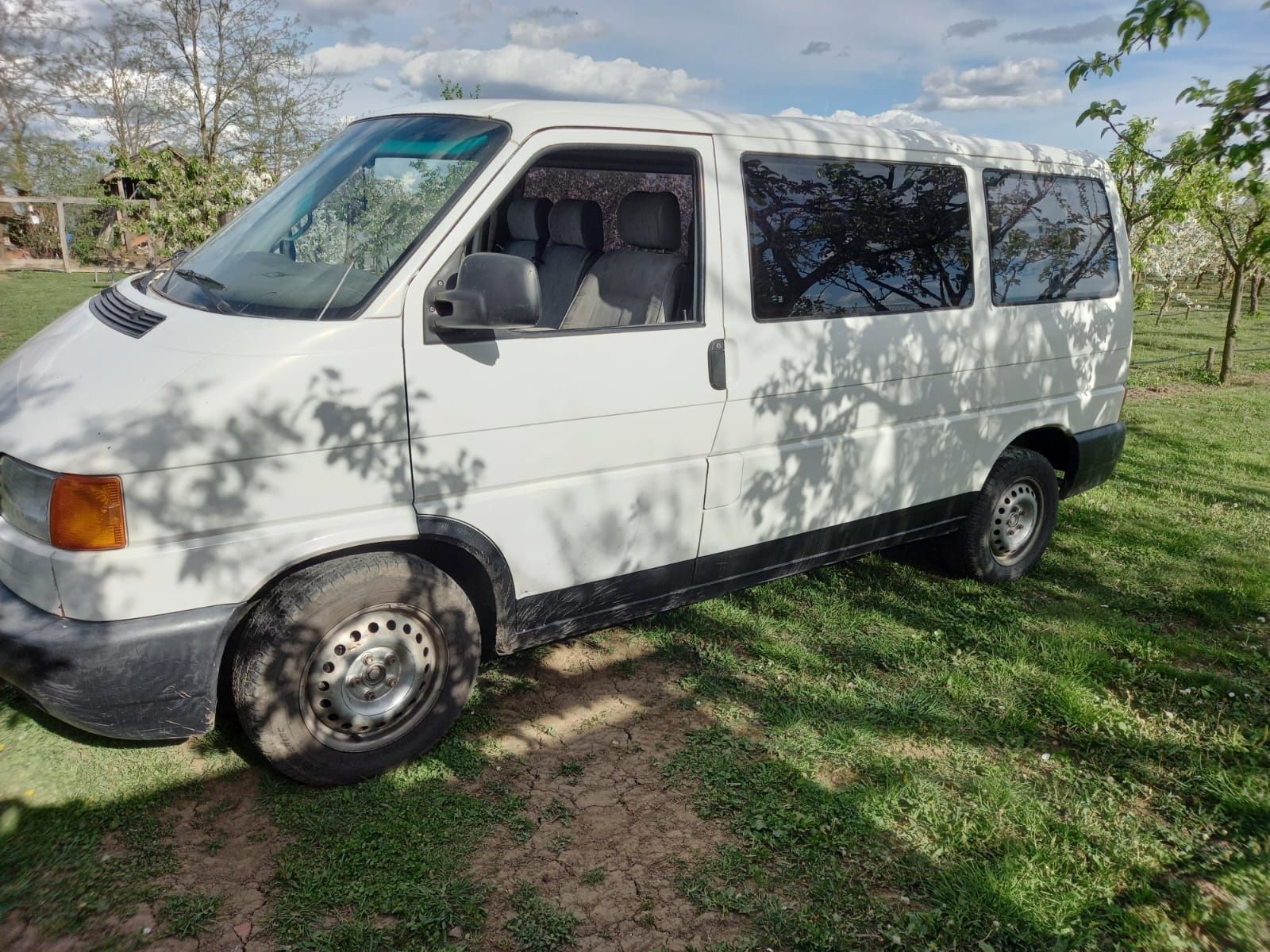 Volkswagen T4   2.5TDI  8+1