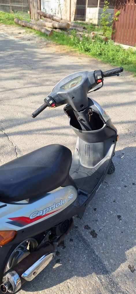 Vând scuter 50cc
