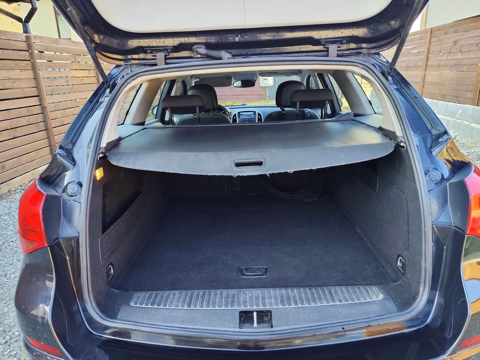 Opel Astra Opel Astra J Sports Tourer 1.3 cdti