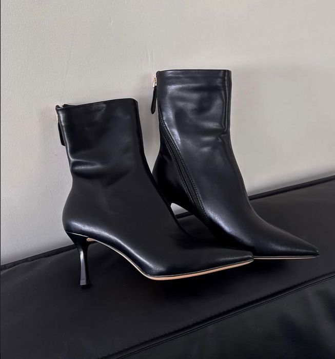 Ботильоны в черном цвете