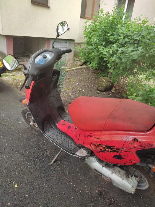 Vând scuter Aprilia Railly de 49cm