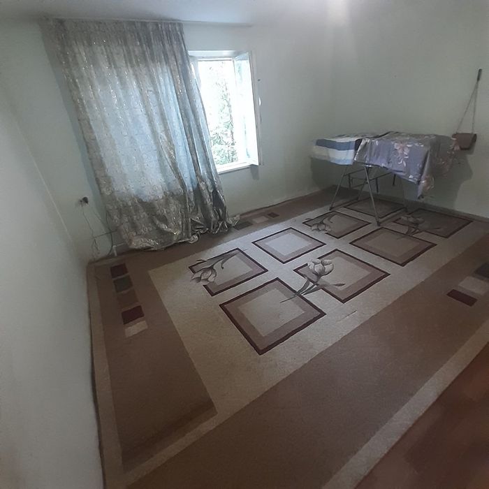 Чилонзор 3 мавзе 22 уй 20 хонодон сотилади