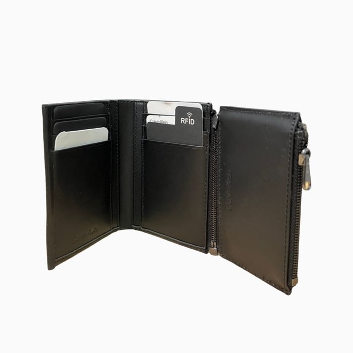 Оригинален мъжки вертикален портфейл Calvin Klein K50K510588