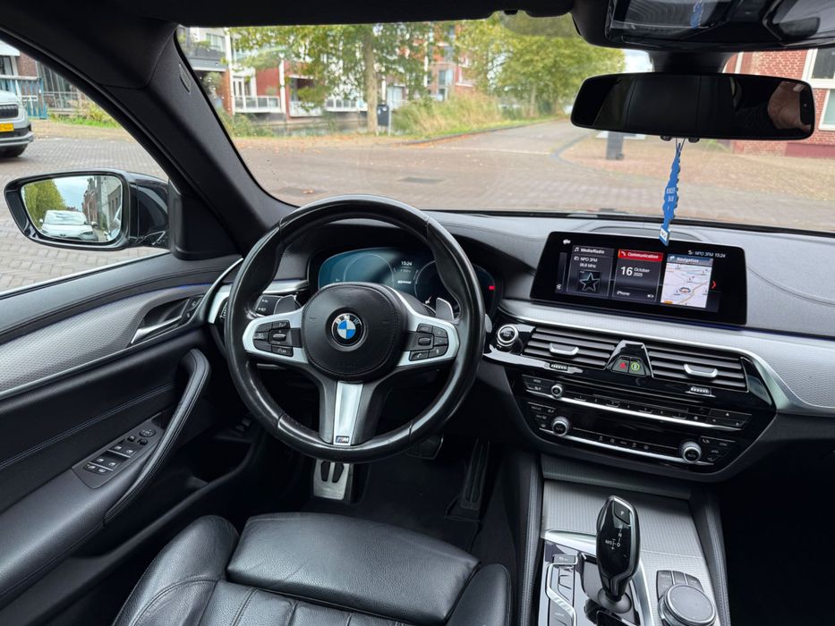 BMW 530e M-Pack Plug-in Hybrid iPerformance