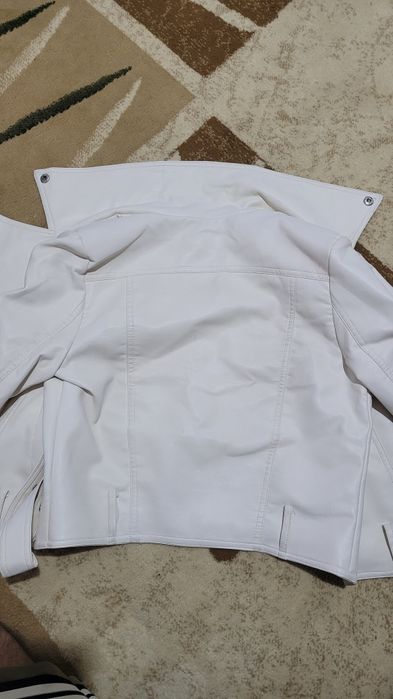 Продаются куртка