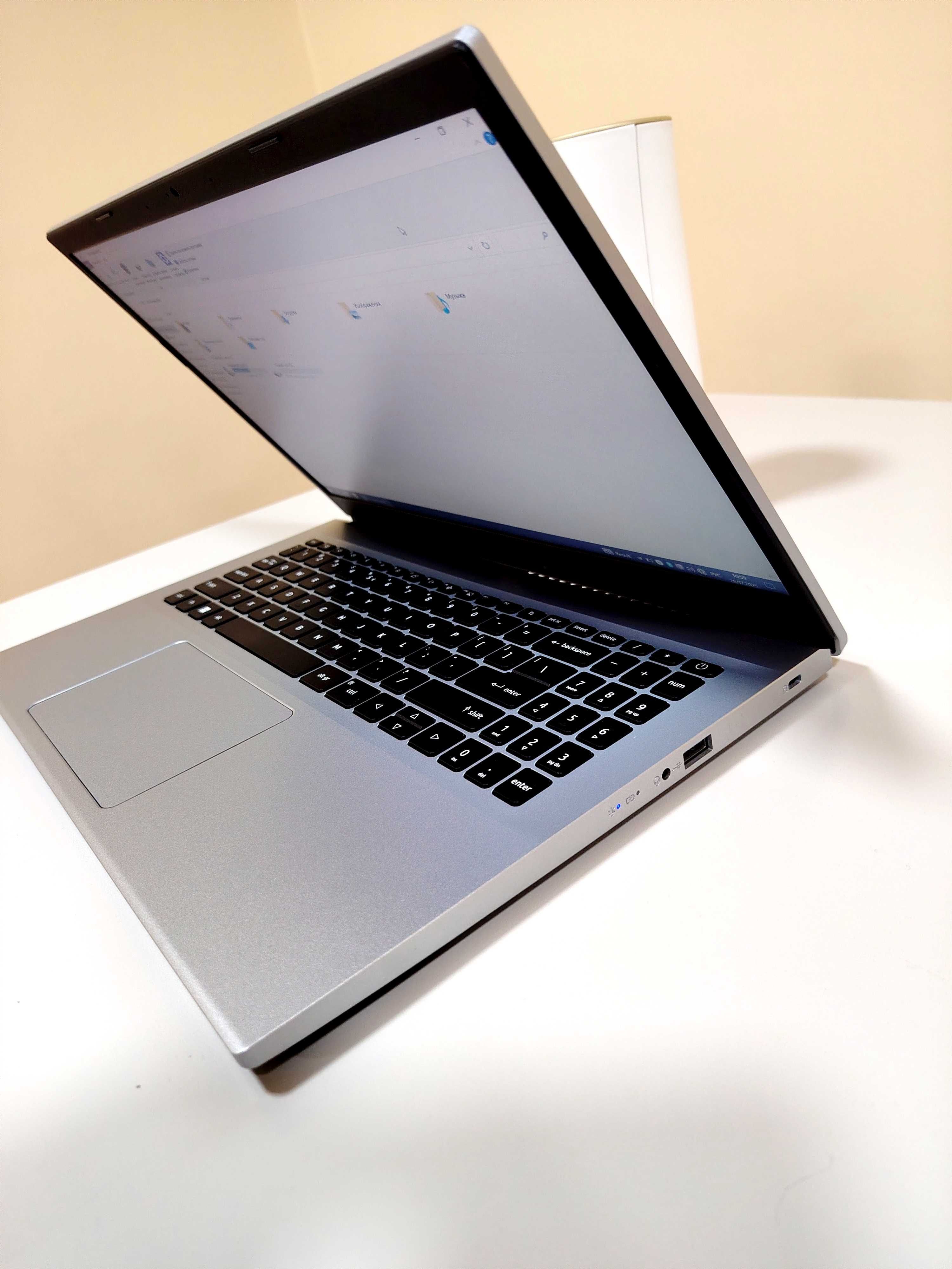 Noutbook sotiladi xolati yangidek. Acer core i7. 12 avlod.