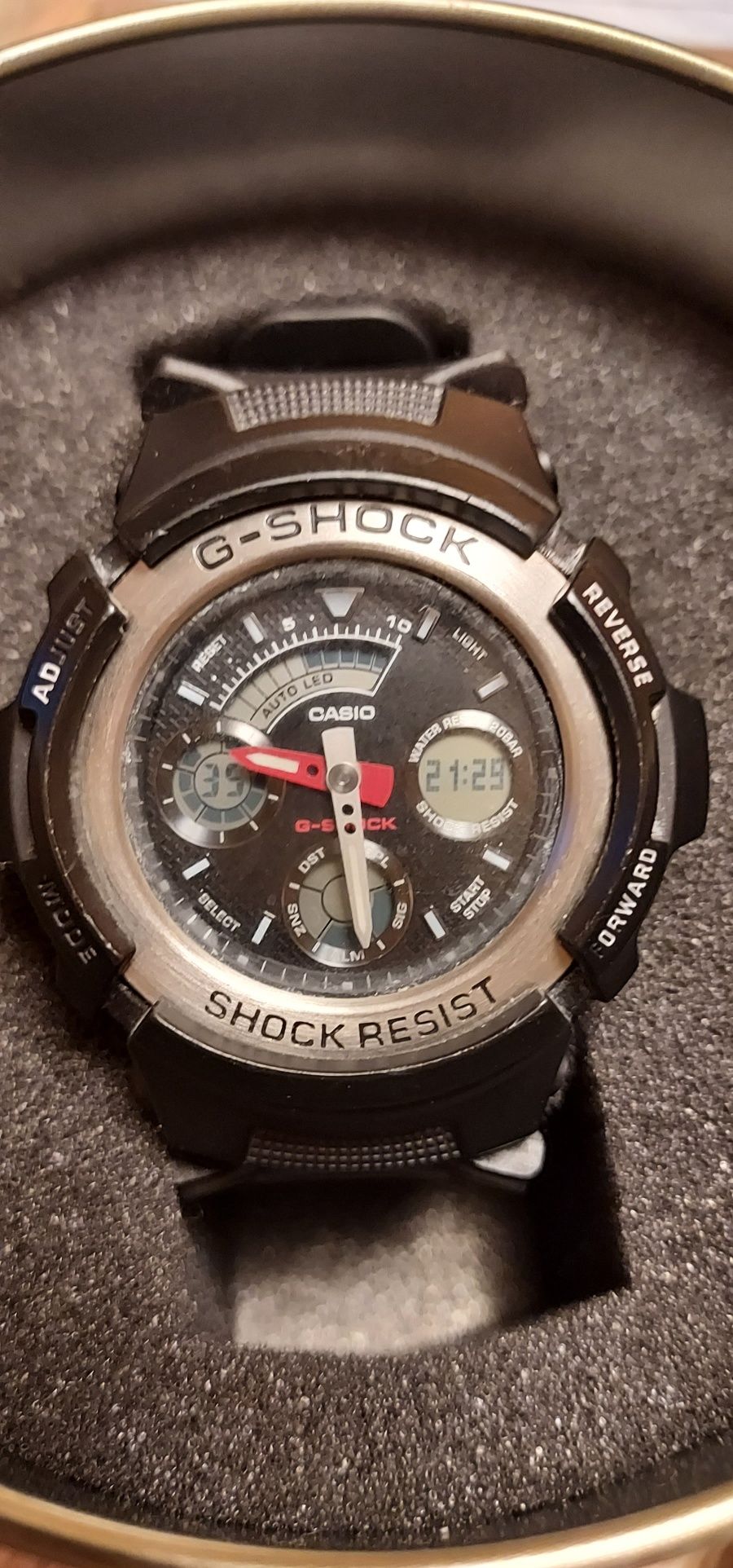 Часовник CASIO G-SHOCK AW-590-1AER