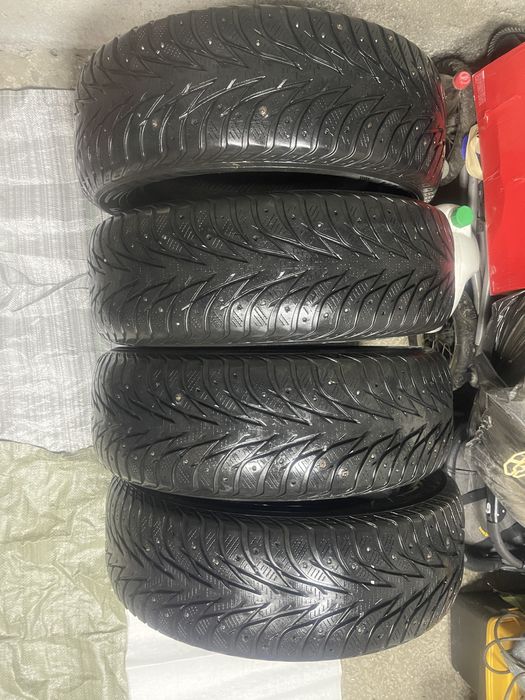 Отличные шины R17 в комплекте 4-шт. YOKOHAMA