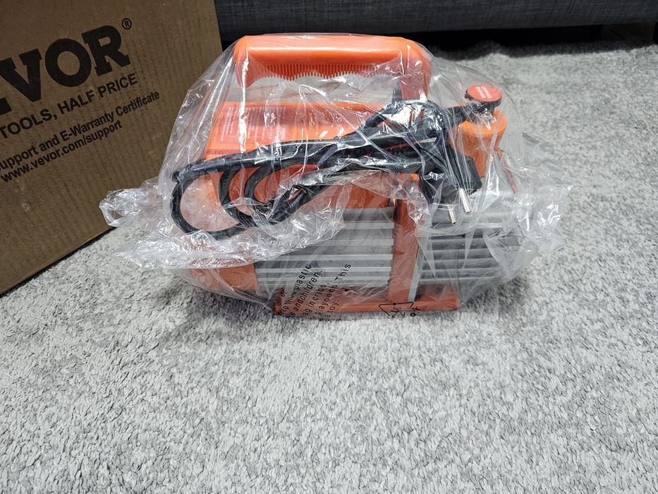 Vând pompă de vacuum
