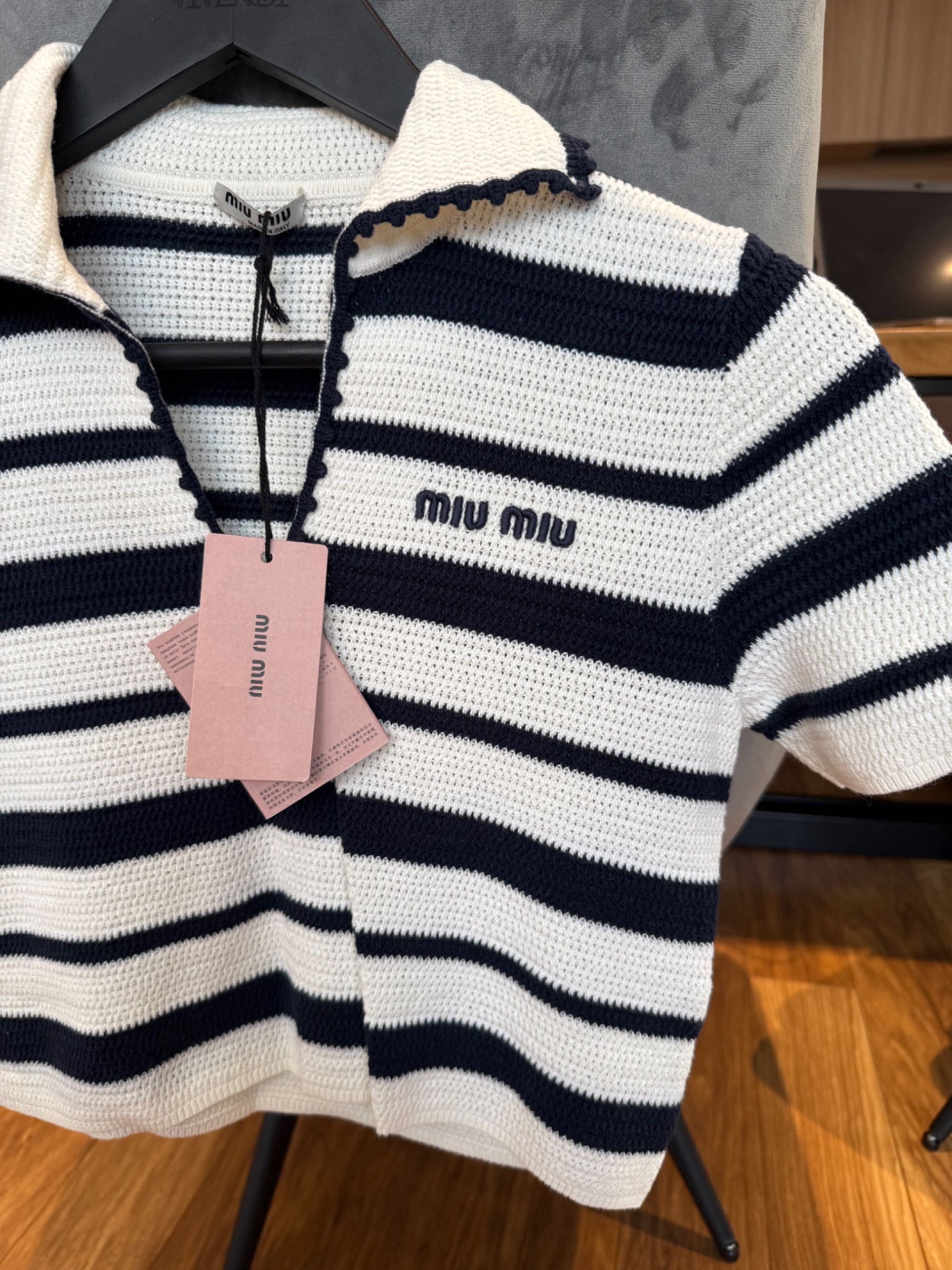 плетена поло Miu Miu