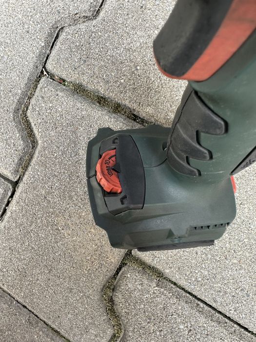 Masina de insurubat cu impact Metabo SSW 18 LTX 800 BL