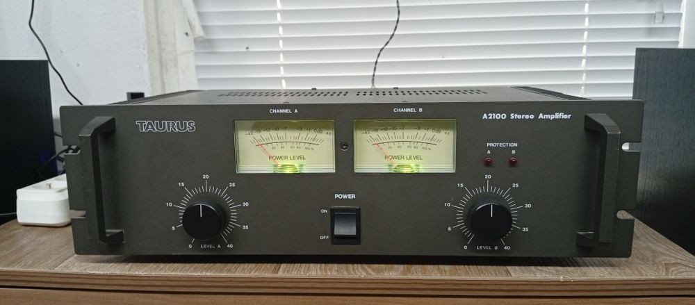 Професионално стъпало TAURUS A-2100