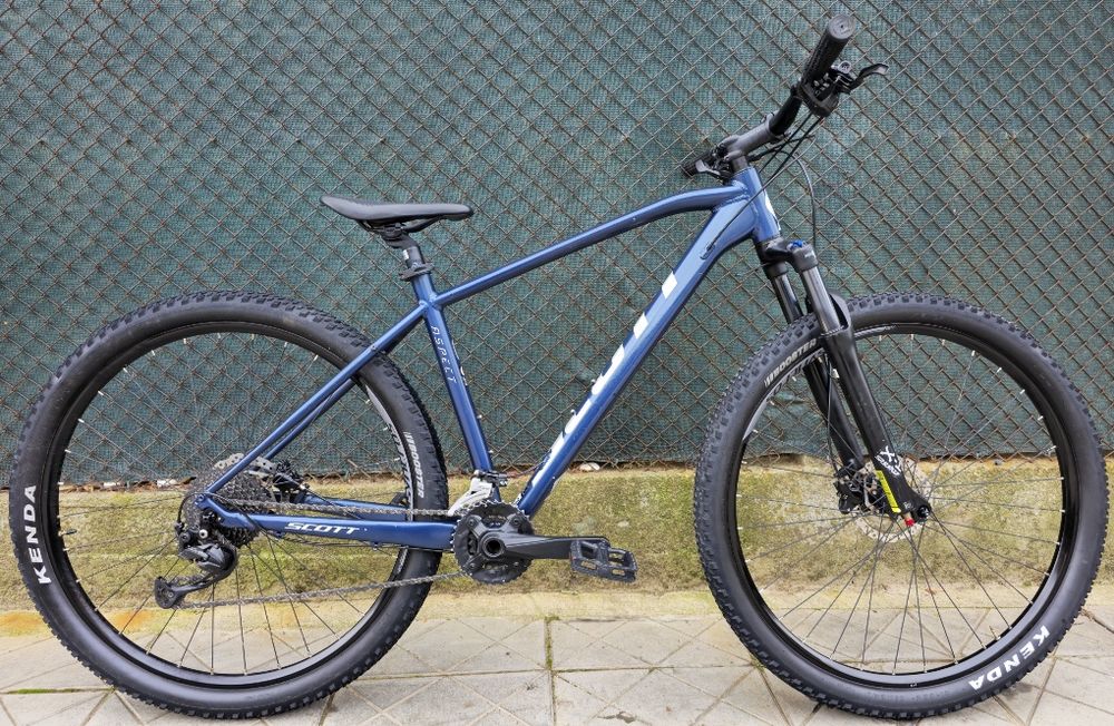 Scott Aspect 29 цола 940 L размер 2х9 скорости Хидравлични дискови