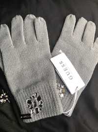 Красиви дамски ръкавици Guess с камъни