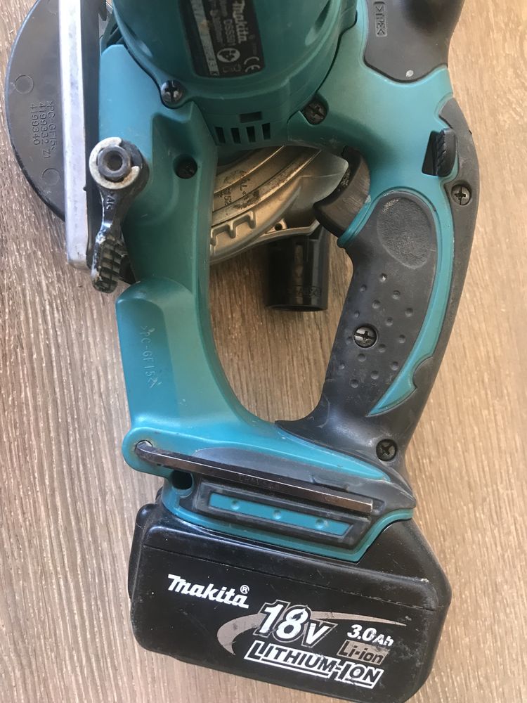 Circular Makita, original