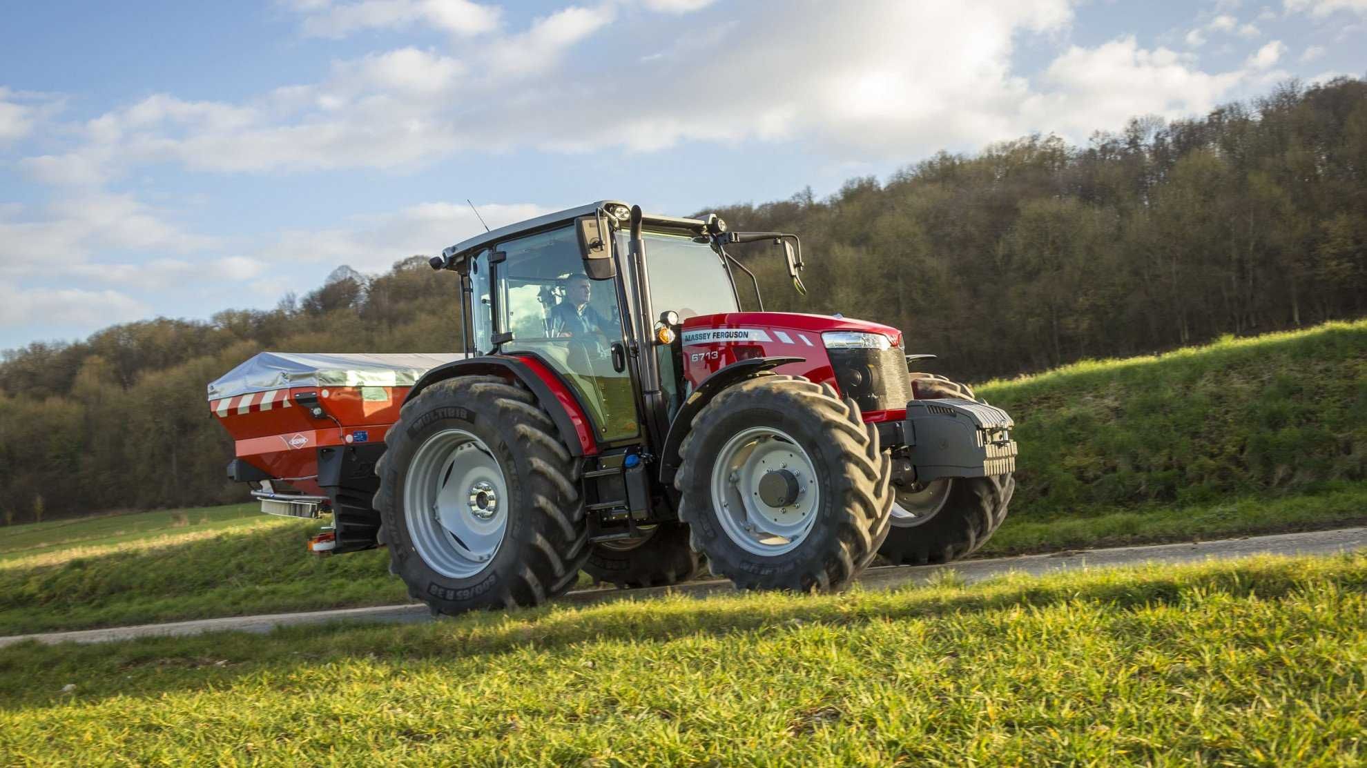 Massey Ferguson MF 6713