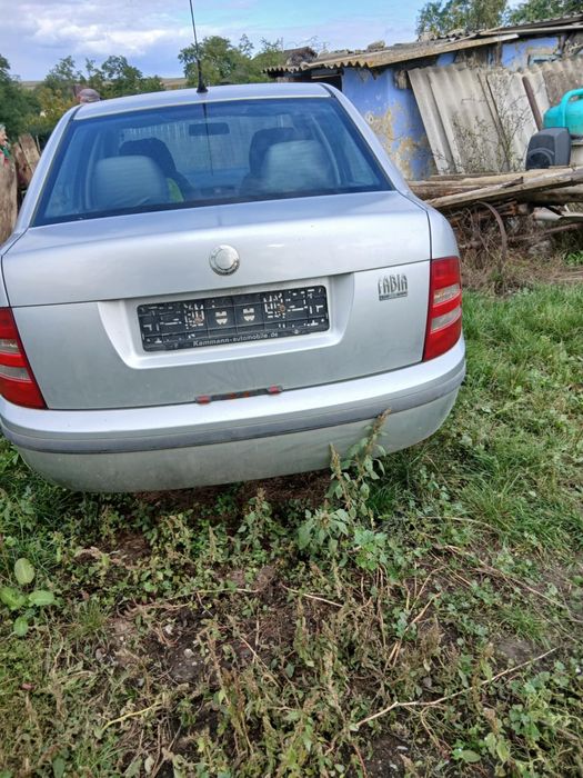 Skoda Fabia  se vinde