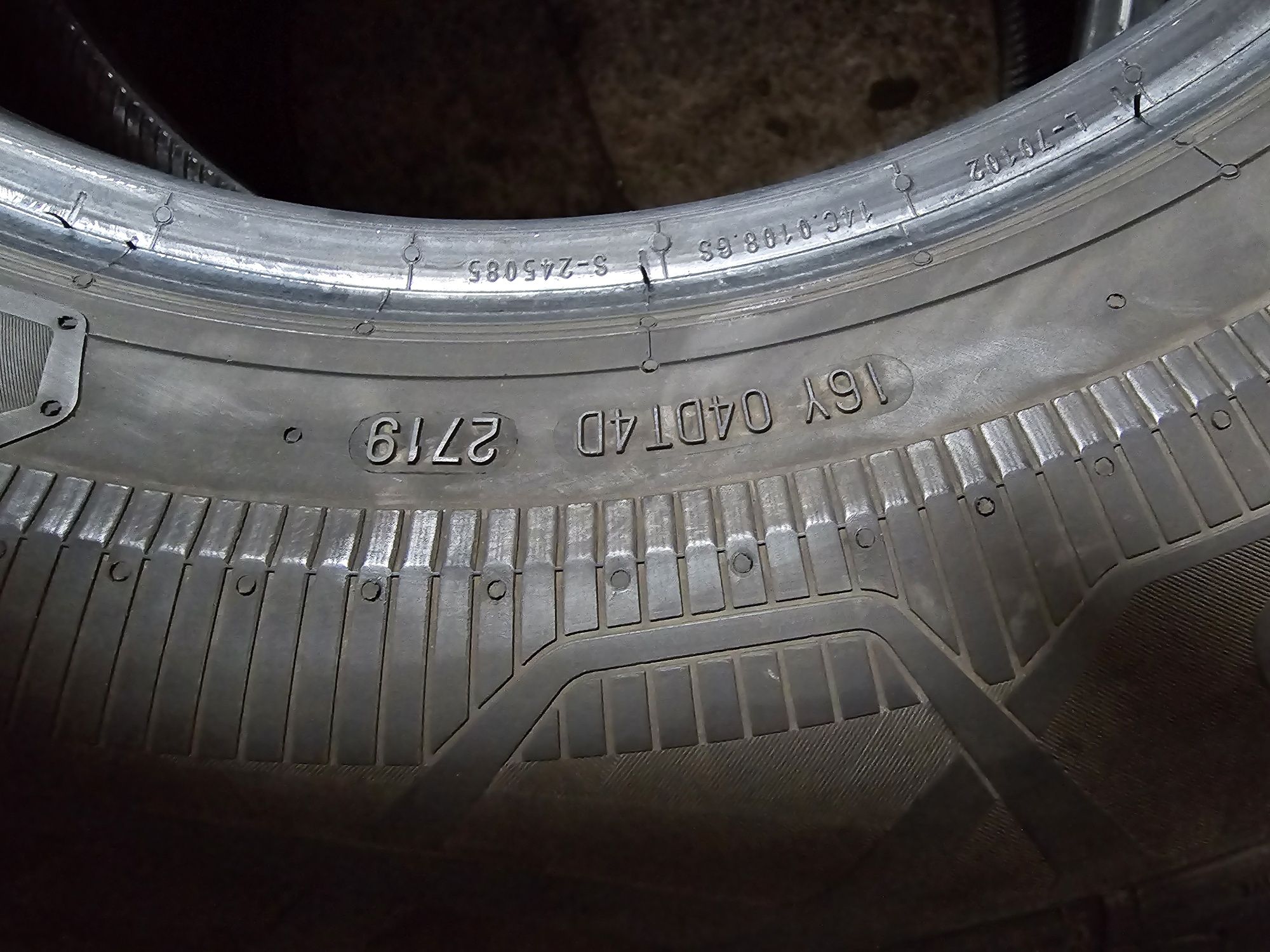 Continental 235/65 R16 C 115/113R vară