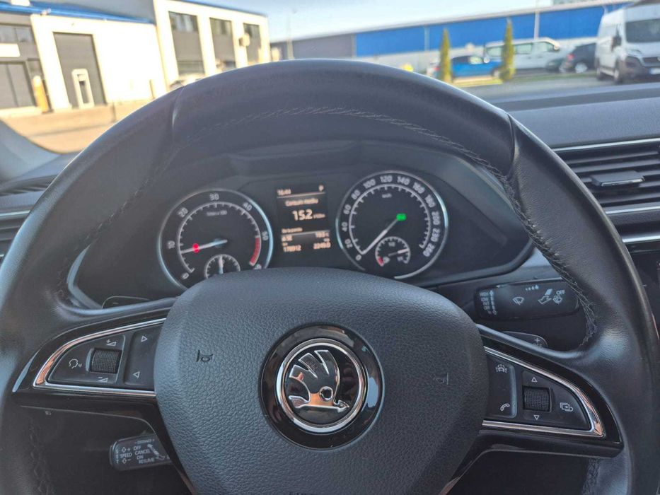 Skoda Superb Style 2018 4x4 200CP