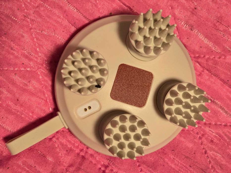 Aparat masaj capilar si corporal, rezistent la apa ,reincarcabil, nou