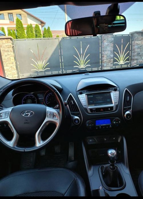 Vând  Hyundai IX35
