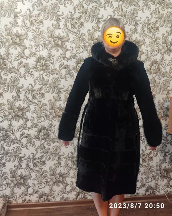 Шуба-мутон на цигейке. С норковыми вставками