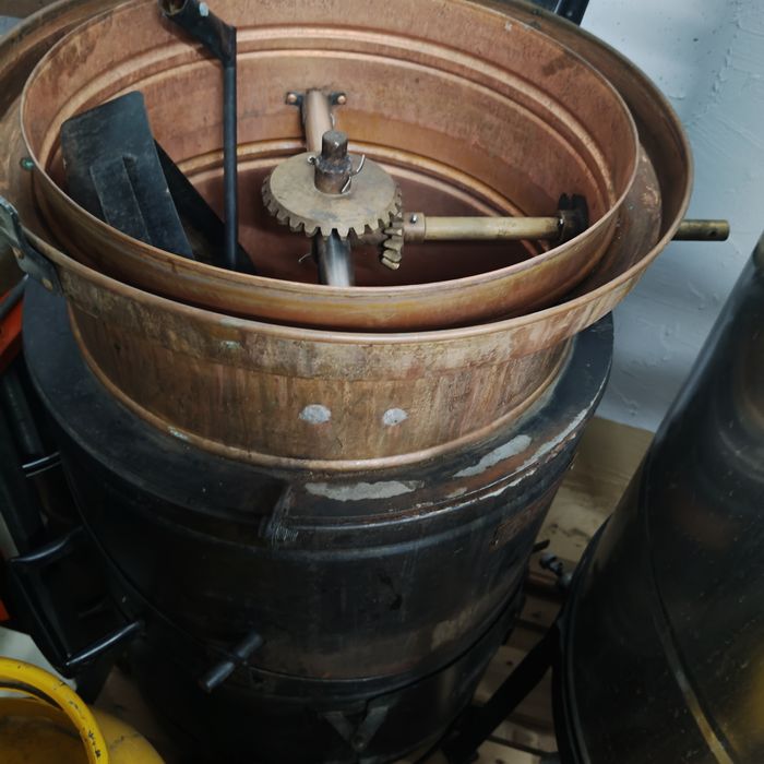 Cazan țuică sârbesc 60l, basculant cu amestecator și răcitor 200l