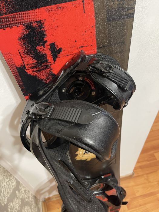 Placa snowboard 155 cm burton radius cu legaturi burton