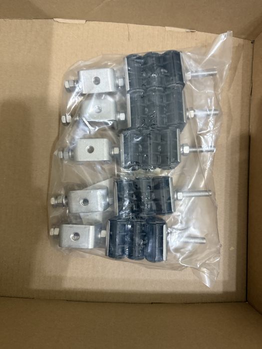 Держатель кабеля (зажим)