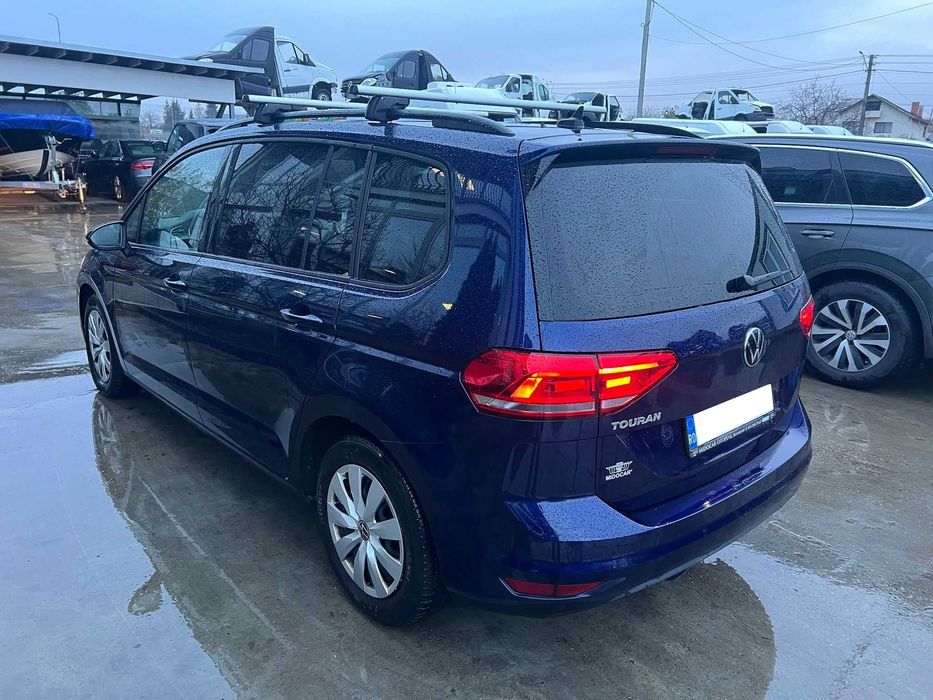 Vw Touran 2020 DSG 1.5 tsi benzina Avariat 45.000 km 7 locuri!!!