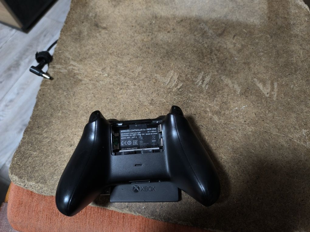 Xbox One контролер