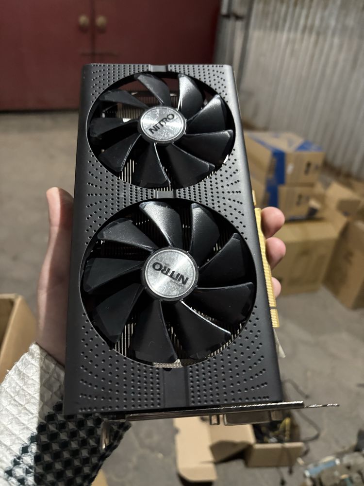 Rx 570/4gb 256bit only dvi