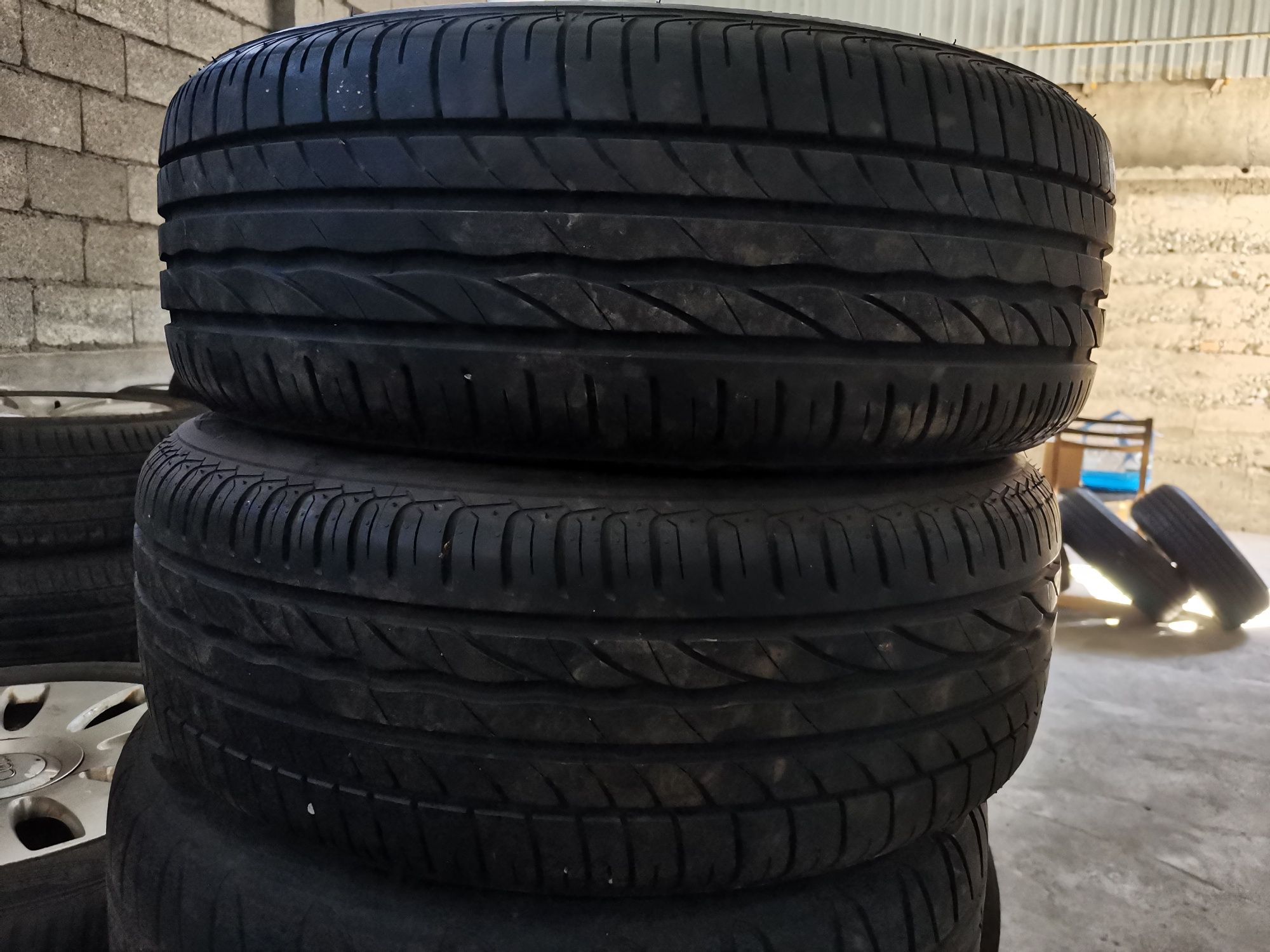 Шины Bridgestone 195/55/16, 2шт