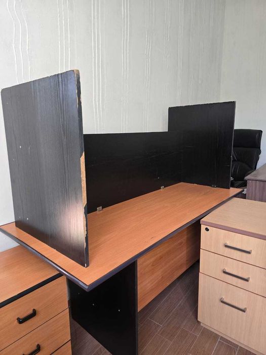Офисная мебель срочно продам