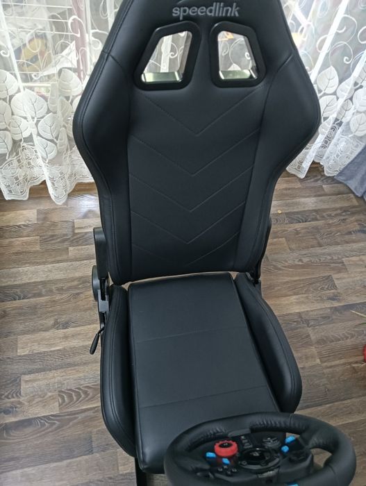 Loghitech G29 cu Schimbator + scaun