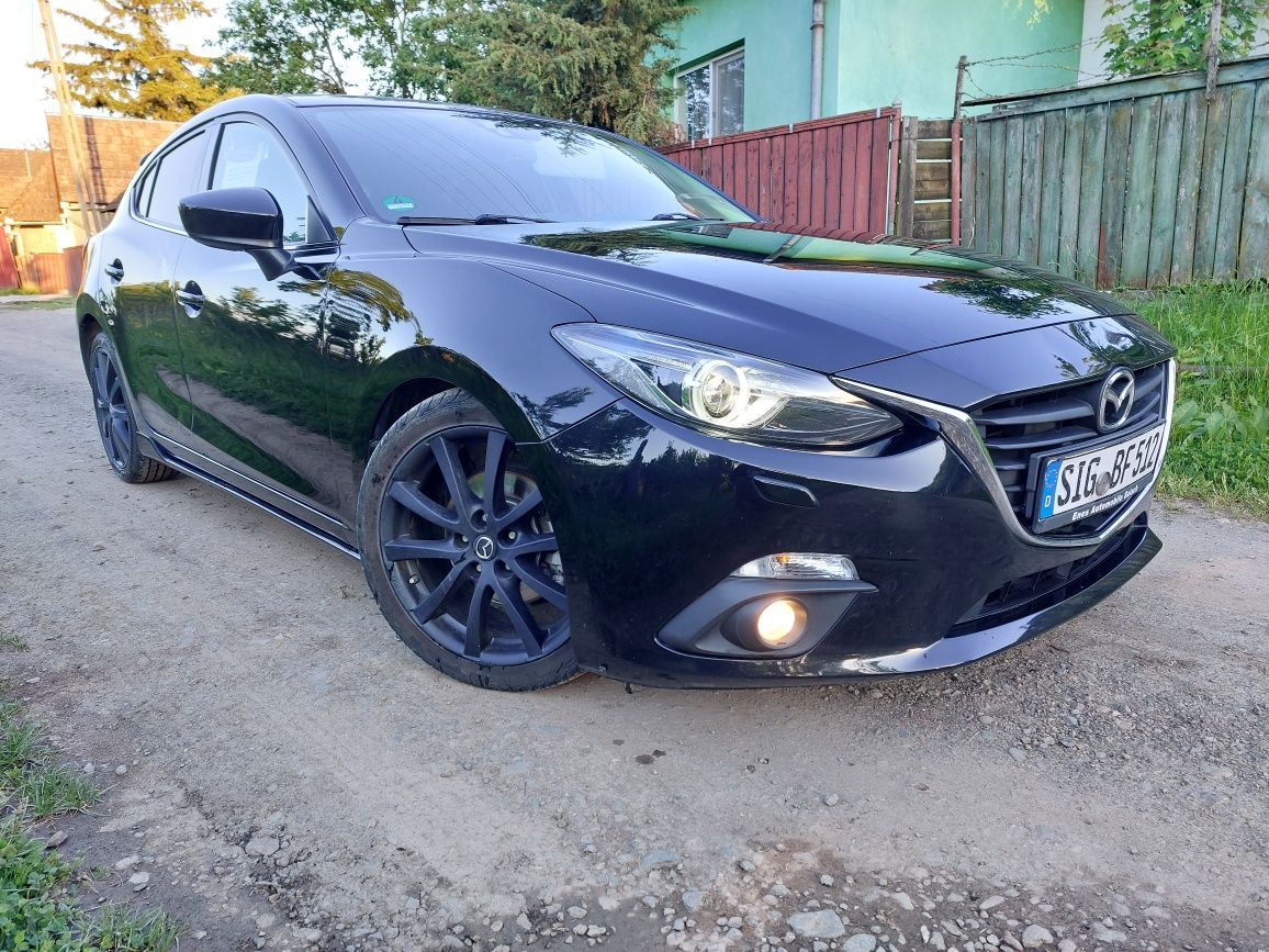 Mazda 3 Black Limited sau schimb