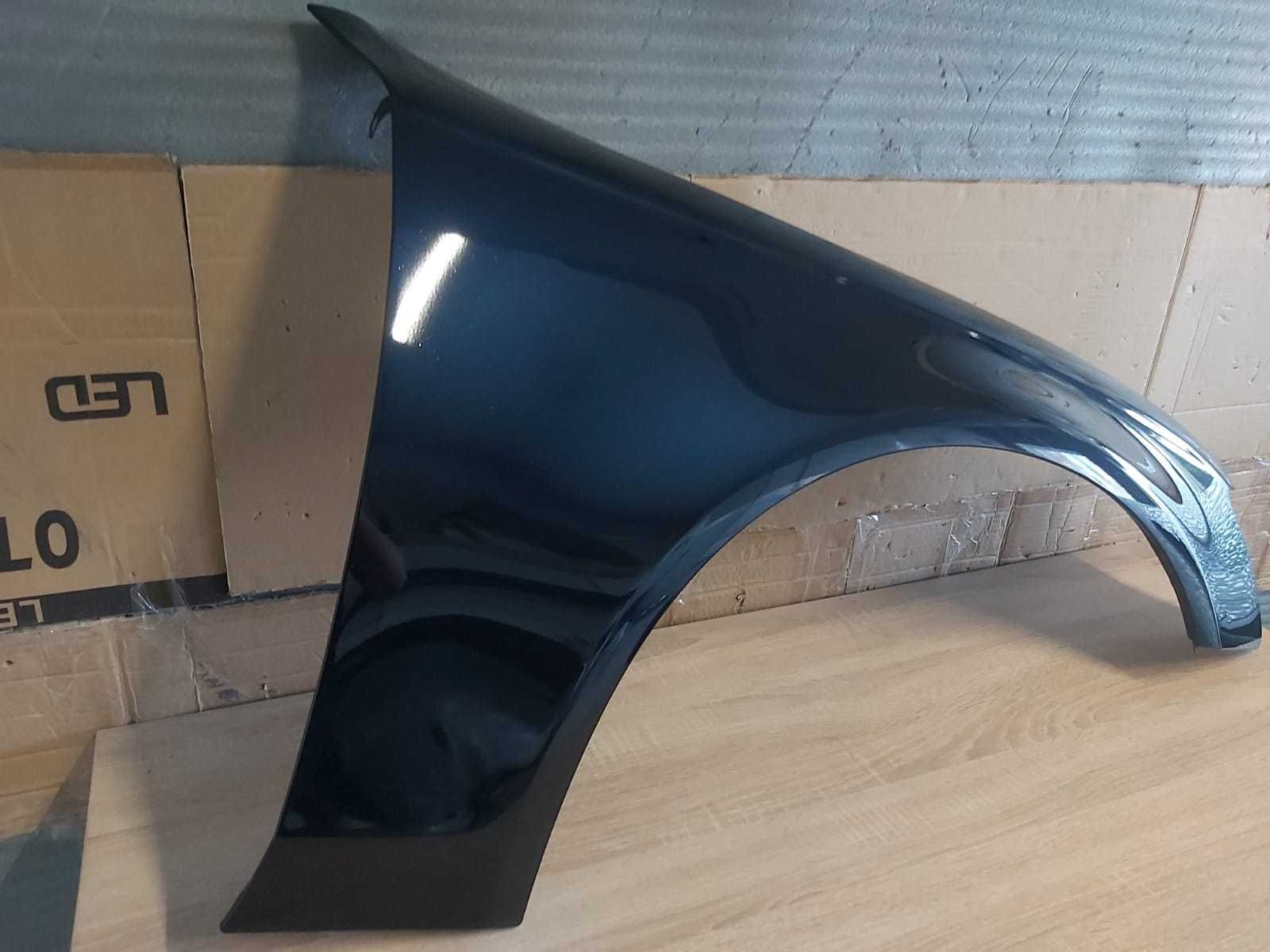 Aripa Fata Dreapta Audi A4 B8 2007-2011 (LZ5A (Albastru))