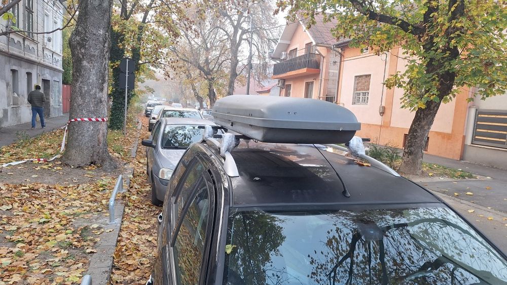 Cutie portbagaj schiuri