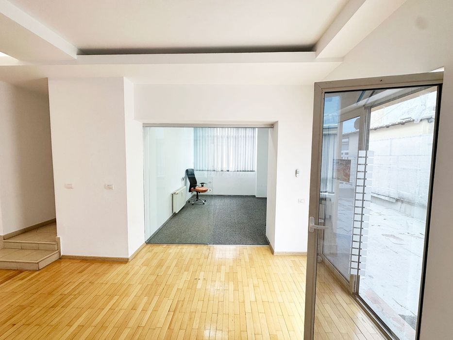 Bd. Unirii apartament spatios, 118 mp + 30 mp terasa