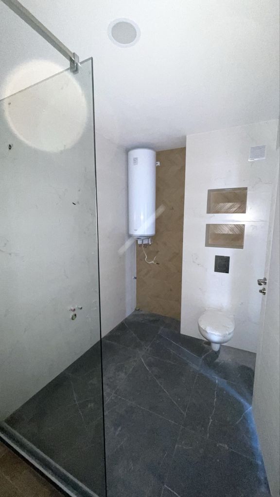 Продава се Тристаен апартамент в Пазарджик, Идеален център - 104 кв.м за 1174 €/кв.м - Снимка #6